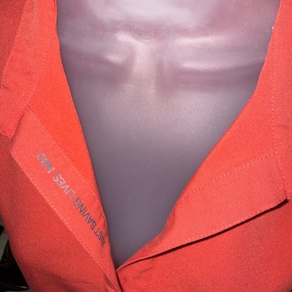 FIGS Rafaela Scrub Top - Picture 10 of 11